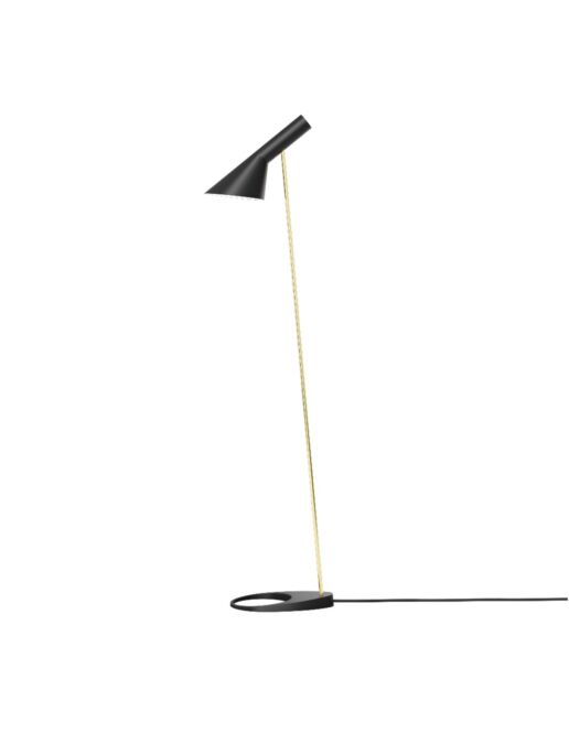AJ-Gulvlampe-Black-Brass-PRODUKT.jpg