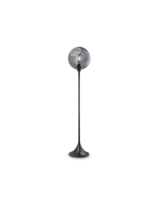 Design-by-us-ballroom-sky-smoke-gulvlampe.jpeg