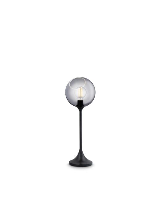 Design-by-us-ballroom-smoke-bordlampe.jpeg