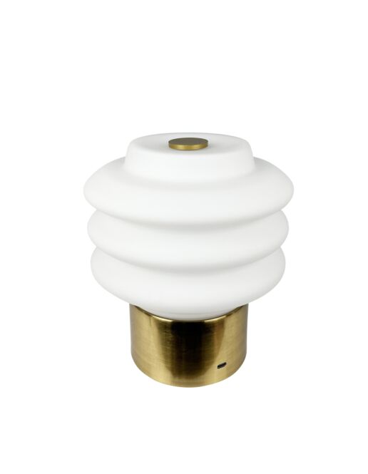 Dyberg-Larsen-Diva-LED-Bordlampe-Messing-1.jpg