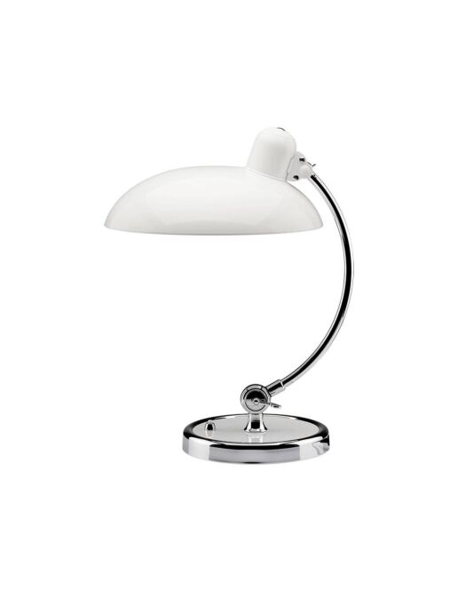 Kaiser-idell-6631-T-bordlampe-hvid.jpeg