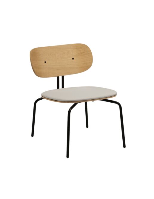 UMAGE-Curious-lounge-chair-sort-white-sands-1.jpg