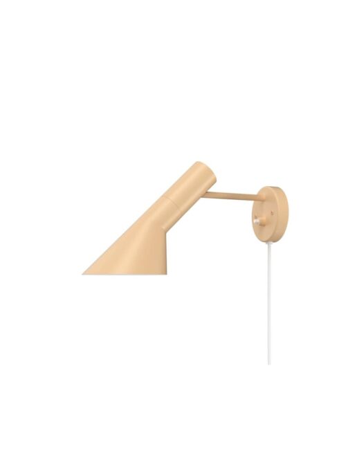 louis-poulsen-aj-walllamp-warm-sand-min.jpg