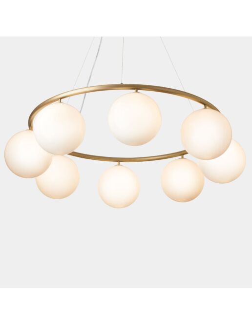 nuura-miira-8-opal-messing-lysekrone-1-min.jpg