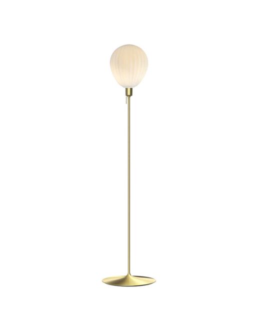 umage-around-the-world-medium-gulvlampe-messing-min.jpg