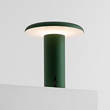 artemide_takku_portable_bordlampe_groen-min.jpg