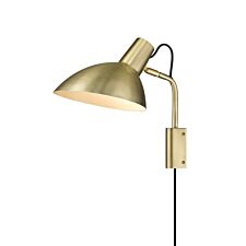 halo-design-metropole-vaeglampe-messing-min.jpg