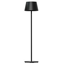 loom-design-modi-gulvlampe-sort-udendorslampe-min.jpg