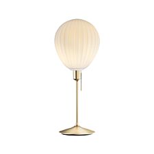 umage-around-the-world-bordlampe-messing-lys-min.jpg