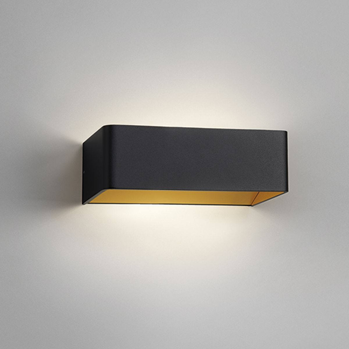 Light-Point væglampe med LED lyskilde sort/guld