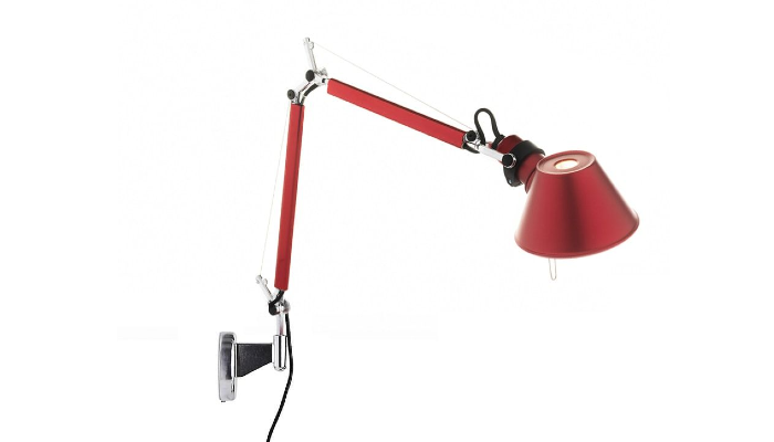 Tolomeo l&aelig;selampe til v&aelig;g i farven r&oslash;d