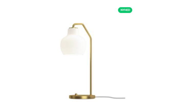 Bordlampe fra Louis Poulsen med medding fod og opal glassk&aelig;rm