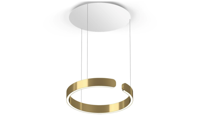 Pendel fra Occhio med bronze ring med LED lys og 3 wire der f&oslash;rer op til en hvid rund baldakin