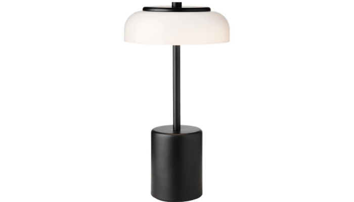 Bordlampe uden ledning og med sort fod og hvid sk&aelig;rm 