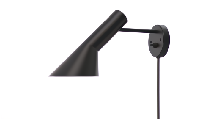 Sort væglampe fra Louis Poulsen design AJ med ledning