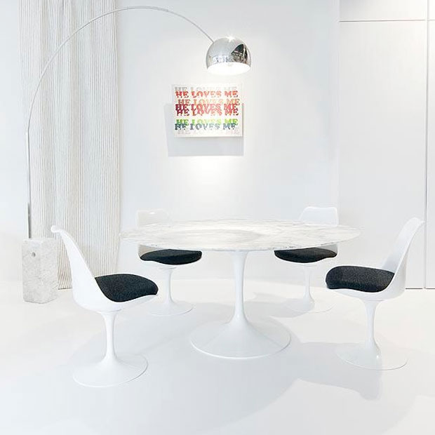 Gulvlampe fra Grupa Products - Prismatch.