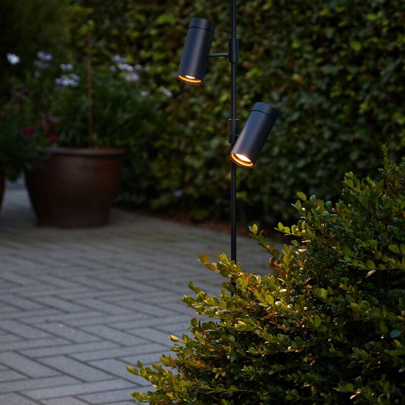 Opladelig udend&oslash;rs gulvlampe. Opladelig gulvlampe til stuen, hvor du ikke har str&oslash;m. Sia gulvlampe fra Lampefeber Loom Design